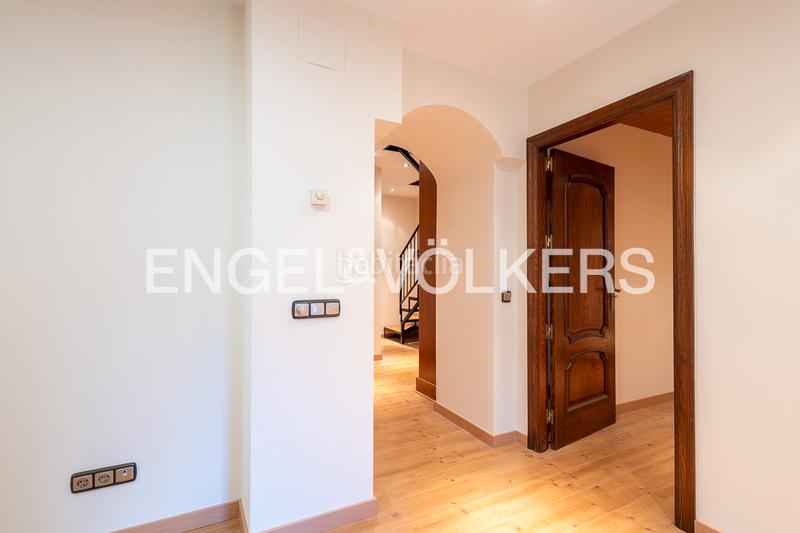 Foto b1e4716f-aab9-414d-bca1-71c7325e1685. Casa  unifamiliar en la comella en Centro Andorra la Vella