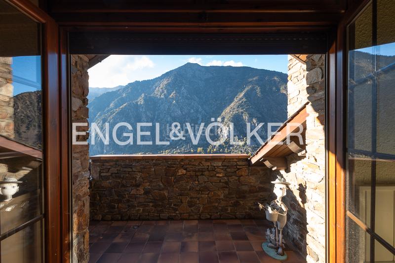 Foto fe6462fc-7e73-4b8a-b4de-c52939bb7a61. Casa  unifamiliar en la comella en Centro Andorra la Vella