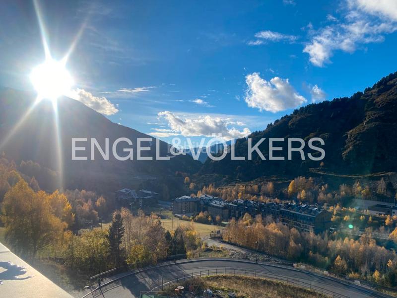 Foto 51dad95c-85dc-480c-b2c0-ee7342a71dd3. Miete etagenwohnung mit parking in Soldeu-Incles Canillo