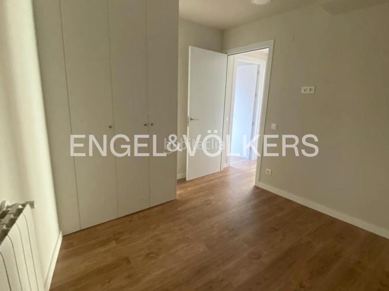 Foto 9f7f41a0-2246-4636-9090-1345884e40d1. Miete etagenwohnung mit parking in Soldeu-Incles Canillo