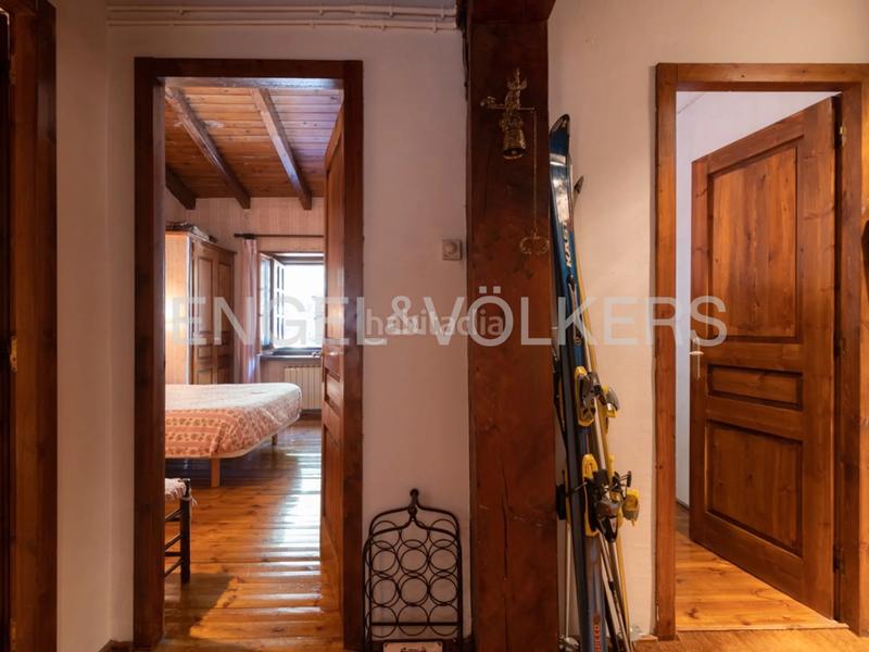 Foto 289fb72f-baf5-433e-b7b5-9ff75fb63bdd. Etagenwohnung mit kamin parking in El Tarter Canillo