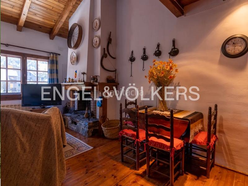 Foto 936c0b9e-7c6e-4708-887d-124ea5ad092c. Etagenwohnung mit kamin parking in El Tarter Canillo