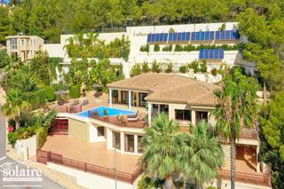 Haus en Altea la Vella. Chalet de lujo con  vistas  al  mar  y  montaa , y  casa  de  i