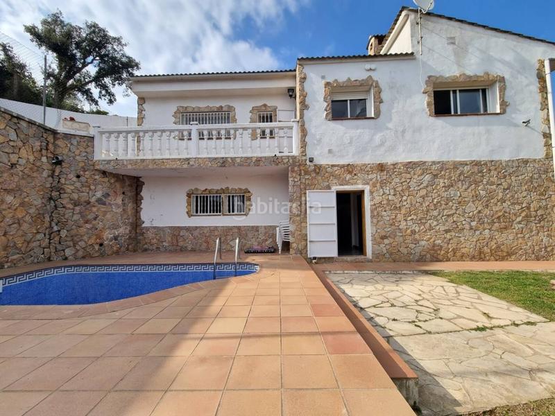Foto d2a06efc-b944-4071-8fae-4dd12d2ac922. Chalet con riscaldamento parcheggio piscina in Serra Brava Lloret de Mar
