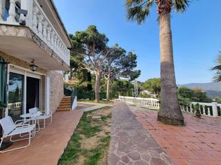 Chalet  Ocells. Impresionante casa de 2 plantas, con piscina, 6 dormitorios, 2 c