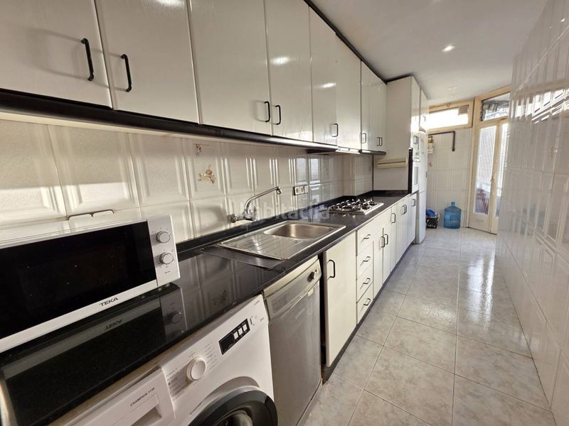 Foto 7fdc4ff4-1f72-485b-a851-83fefc89e774. Dúplex amb calefacció a La Vila Olímpica del Poblenou Barcelona