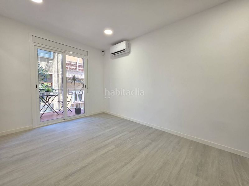 Foto a8d93a51-a851-4910-8acd-2b6711041580. Pis a Carmel Barcelona
