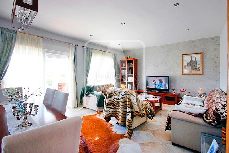 Foto 58b10706-f686-4cf1-995e-939b76d84b90. Chalet mit heizung parking pool in Pueblo Calp