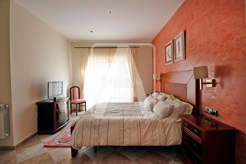 Foto 888ad2a7-9f8a-4725-9748-c2a4409889fe. Chalet mit heizung parking pool in Pueblo Calp