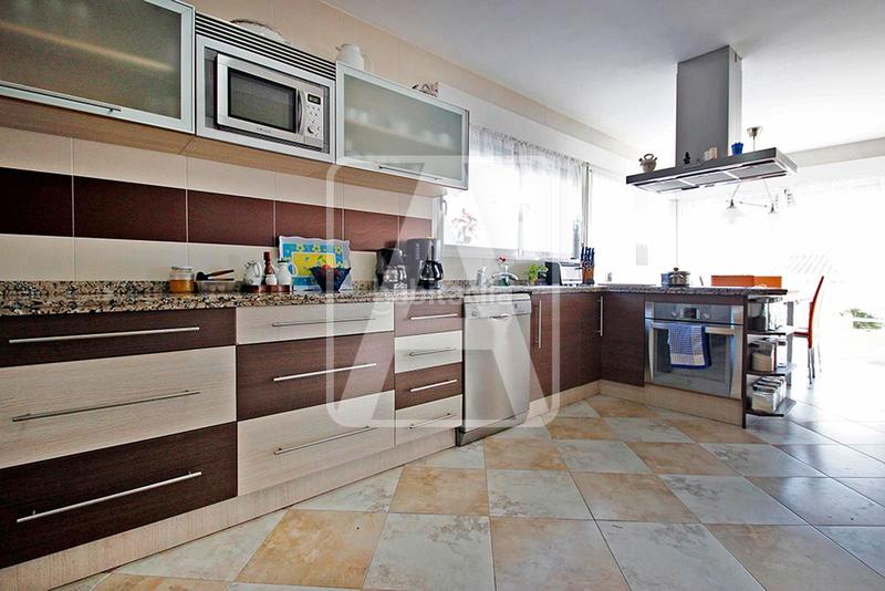 Foto f5d5d847-c5c3-49d5-9144-1bb234816971. Chalet mit heizung parking pool in Pueblo Calp