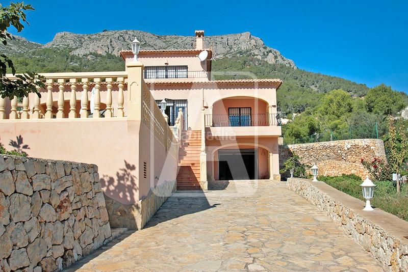 Foto a06e3f57-2c54-4d75-8966-71651a339ae5. Chalet con riscaldamento parcheggio piscina in Pueblo Calp