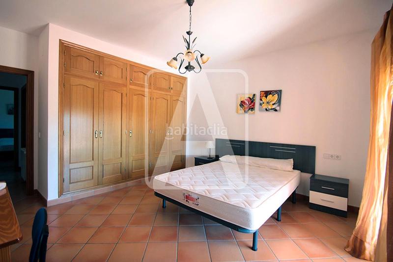 Foto e50ce8a2-f511-464c-8c5d-a2c2d137c73f. Chalet con riscaldamento parcheggio piscina in Pueblo Calp