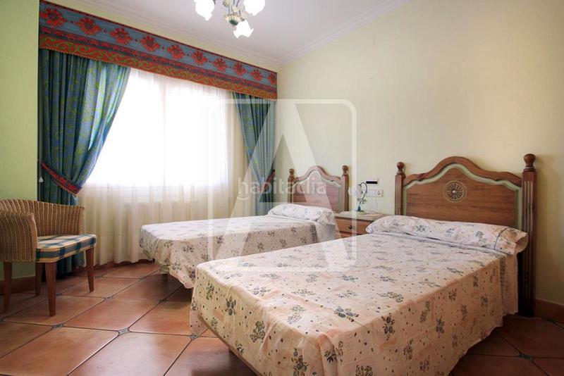 Foto 13b49af9-f826-42b0-8145-b4b5b9bcdcf3. Xalet amb calefacció aparcament piscina a Benissa pueblo Benissa