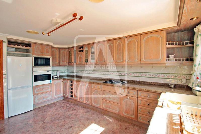 Foto 155c6fdb-82d0-4b1d-b655-5fba5b98099a. Xalet amb calefacció aparcament piscina a Benissa pueblo Benissa