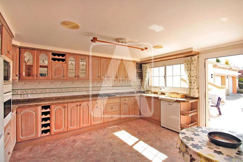 Foto 7e7c488c-ffa9-45ed-a171-7704ccaae443. Xalet amb calefacció aparcament piscina a Benissa pueblo Benissa