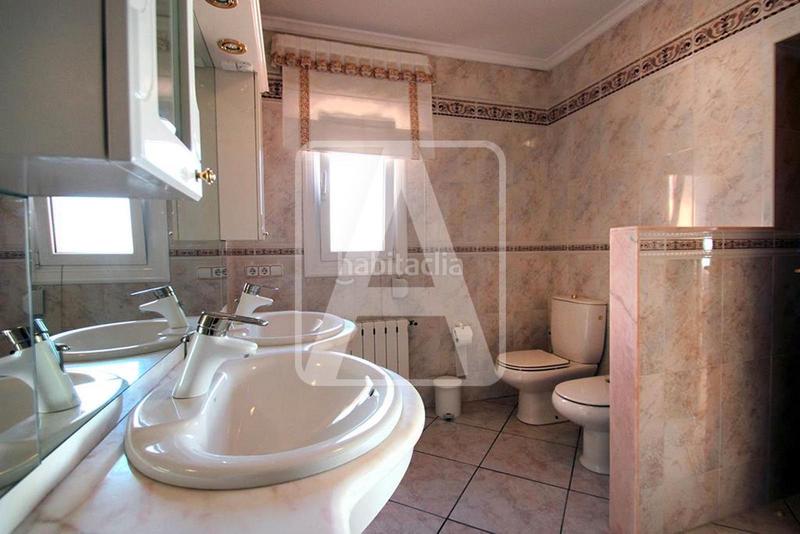 Foto a3a6dcff-def7-4337-bcc6-4a3ccc54be55. Xalet amb calefacció aparcament piscina a Benissa pueblo Benissa