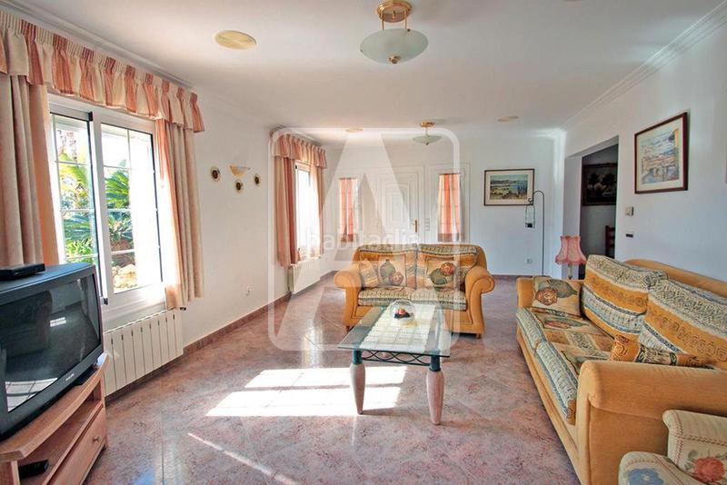 Foto cad8c312-9380-4b3e-8ae1-6dc0c946ded4. Xalet amb calefacció aparcament piscina a Benissa pueblo Benissa