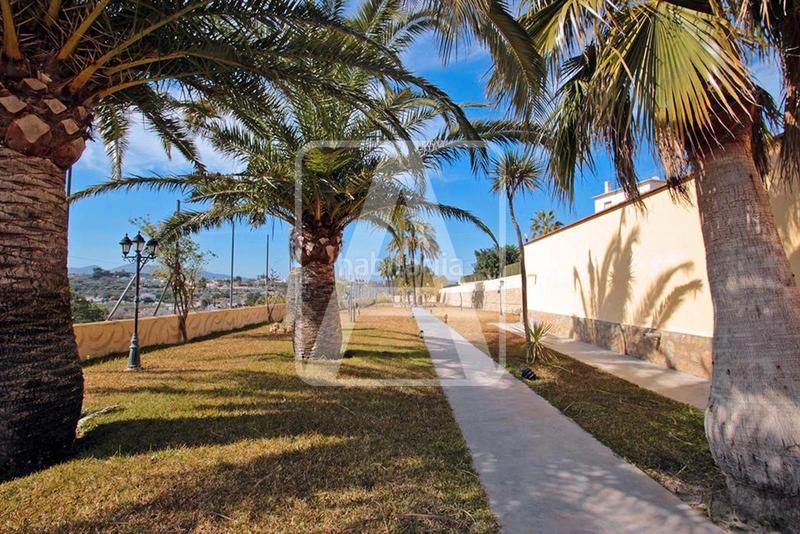 Foto e2bba69a-f77b-46a5-8a11-b7cab5776bdc. Xalet amb calefacció aparcament piscina a Benissa pueblo Benissa