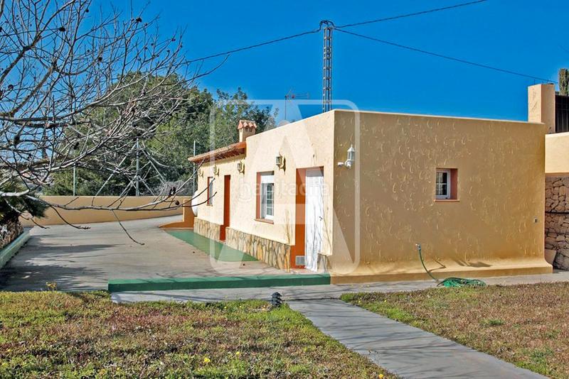 Foto e41f3291-3e87-4824-b848-6463be962ea7. Xalet amb calefacció aparcament piscina a Benissa pueblo Benissa