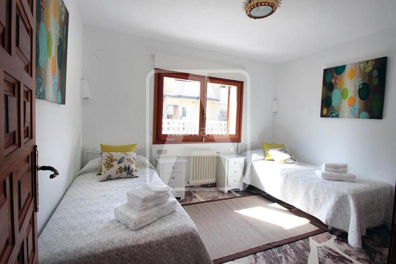 Foto 8bf47aaa-61f4-4740-8a04-d43a815e156e. Chalet villa en venta , la fustera en Benissa pueblo Benissa