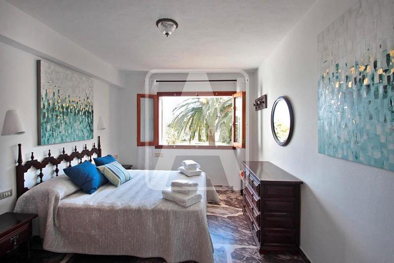 Foto c61cd2c1-d5cd-4ec2-91cf-0253fb693eb0. Chalet villa en venta , la fustera en Benissa pueblo Benissa