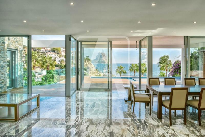 Foto 4cdd1e60-c6f2-48a4-beb2-be91dc7d5362. Chalet villa en venta e, canuta en Pueblo Calp