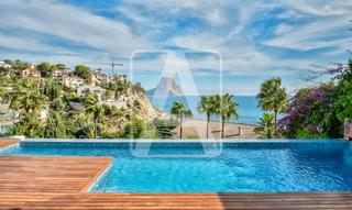 Xalet a Pueblo. Villa en venta en calpe, canuta