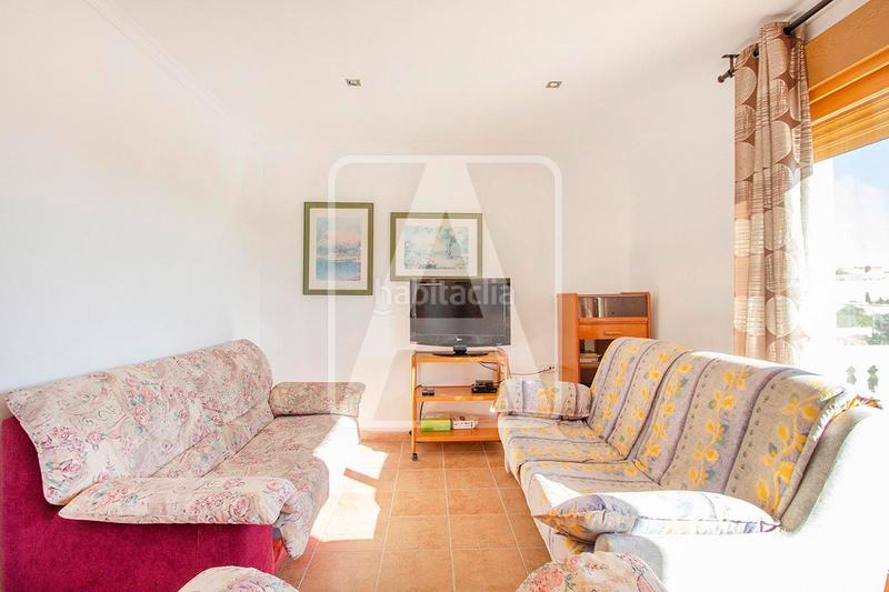 Foto 07f739ba-776f-4b6a-831a-b548bb38a750. Xalet amb calefacció aparcament piscina a Pueblo Calp