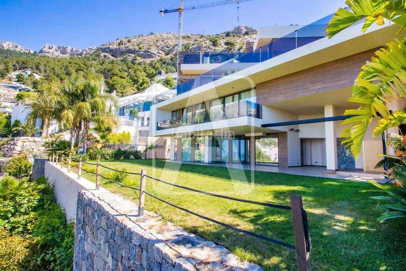 Foto 23542aea-82ed-4a2a-9c46-15d8efc07239. Chalet villa en venta en Altea hills Altea
