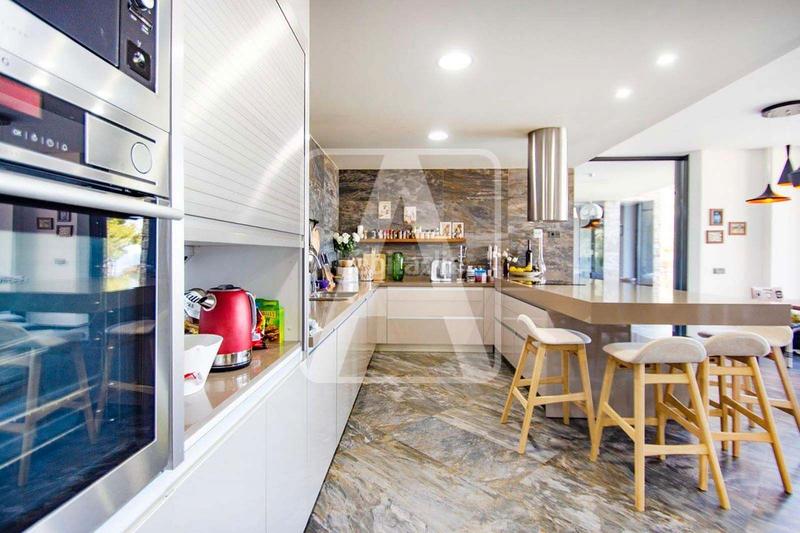 Foto 42488082-6cb1-4cc7-931f-f8633cf29ba5. Chalet villa en venta en Altea hills Altea