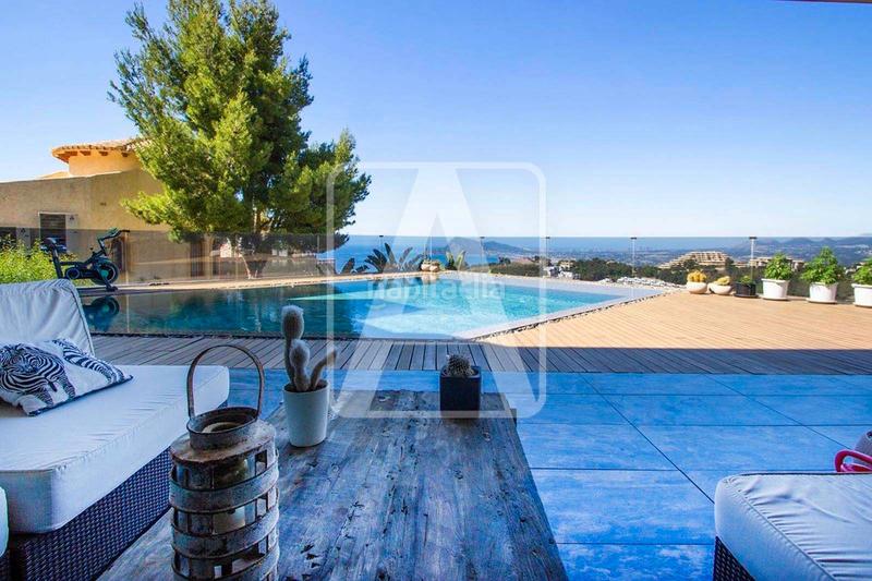 Foto 7f0bef66-874c-4323-b0cc-4b8fd3290a8b. Chalet villa en venta en Altea hills Altea
