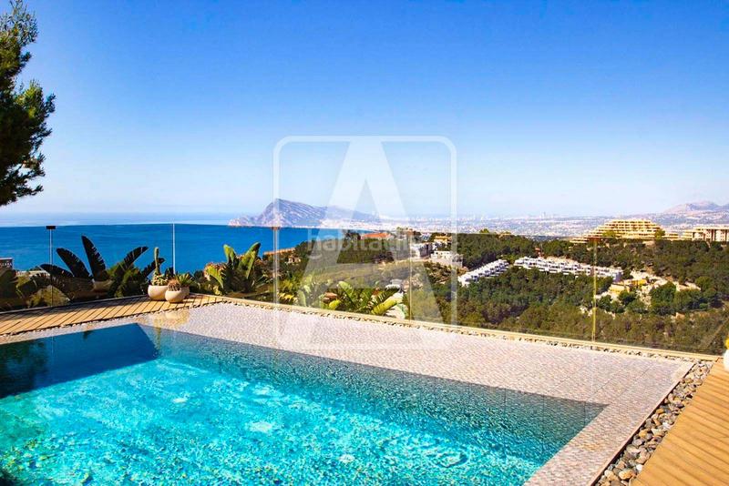 Foto af1abf67-9ac8-4240-9886-b5a3532cda0c. Chalet villa en venta en Altea hills Altea