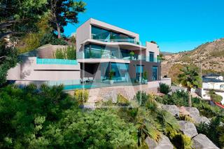 Xalet a Pueblo. Villa en venta en calpe, maryvilla