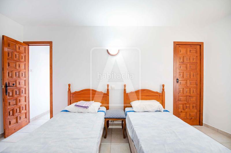 Foto c0d92079-3650-4222-9f1a-970c4382b074. Chalet with heating pool in Paichi Moraira