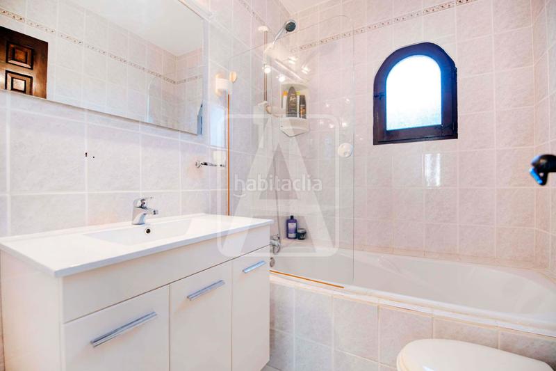 Foto debd8848-43ac-48de-986d-a60fd7f5a0a8. Chalet with heating pool in Paichi Moraira