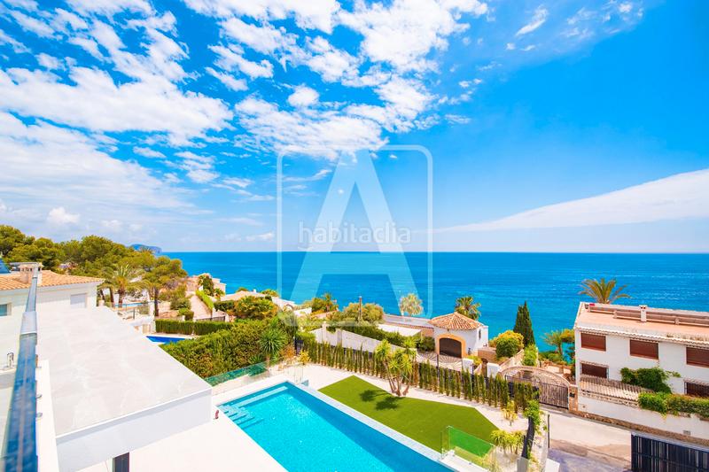 Foto 96adf86c-5291-466d-b47f-9d3efb901ca0. Xalet amb calefacció aparcament piscina a Pueblo Calp