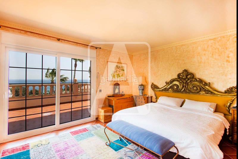 Foto 3faf9d2a-b69b-44eb-bbbd-e0abddd6c7bd. Xalet amb calefacció aparcament piscina a Benissa pueblo Benissa