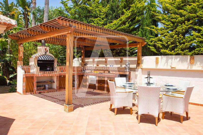 Foto 666f8a9b-04a5-4e5f-9039-b81df920a249. Xalet amb calefacció aparcament piscina a Benissa pueblo Benissa