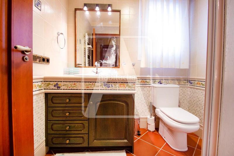 Foto 8cd606e9-c863-4dc8-8b36-729fa617e0c6. Xalet amb calefacció aparcament piscina a Benissa pueblo Benissa