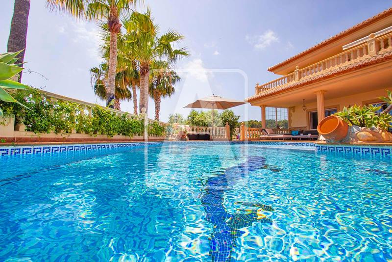 Foto c0bfb552-c1fd-4926-b9f1-d1baaf46c077. Xalet amb calefacció aparcament piscina a Benissa pueblo Benissa