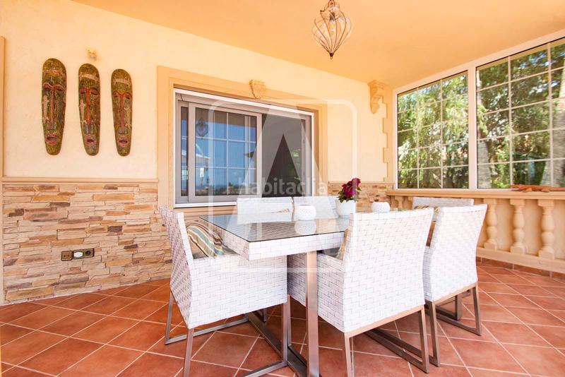 Foto df7c3c85-b583-47c7-8085-0b31dcb0a2a0. Xalet amb calefacció aparcament piscina a Benissa pueblo Benissa