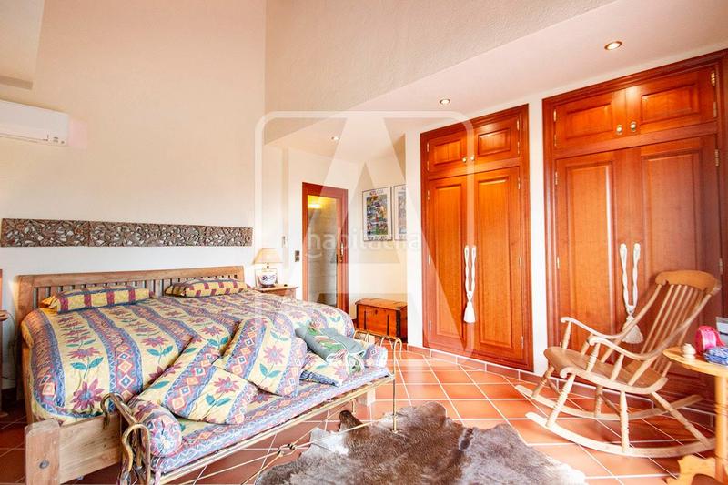 Foto f8c27d3f-e049-4631-9245-b0fa8dca6cf1. Xalet amb calefacció aparcament piscina a Benissa pueblo Benissa