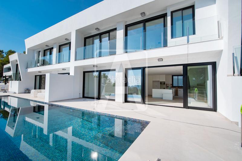 Foto 67485bdb-d3e1-434f-aa0f-0eb7337ad80c. Doppelhaus mit heizung pool in Benimeit-Tabaira Moraira