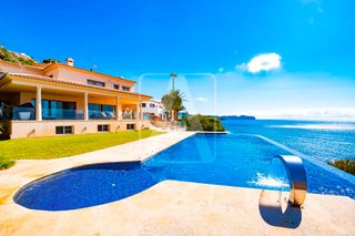 Chalet en La Fustera. Villa en venta en benissa, les bassetes