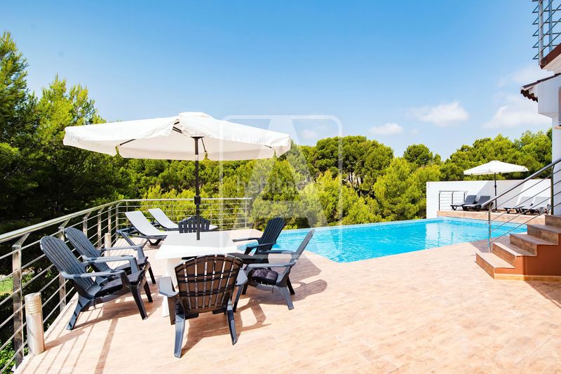 Foto d7bee32d-ea54-4a6a-928f-960e06713faa. Xalet amb calefacció piscina a Altea la vella Altea