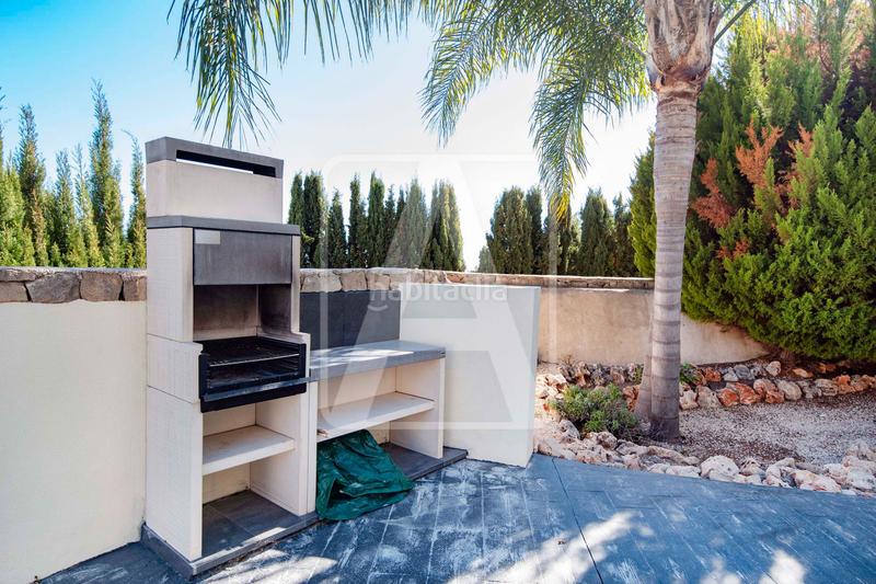 Foto 006120cd-943d-4d6d-a543-74ef0f1845b7. Xalet amb calefacció piscina a La Fustera Benissa