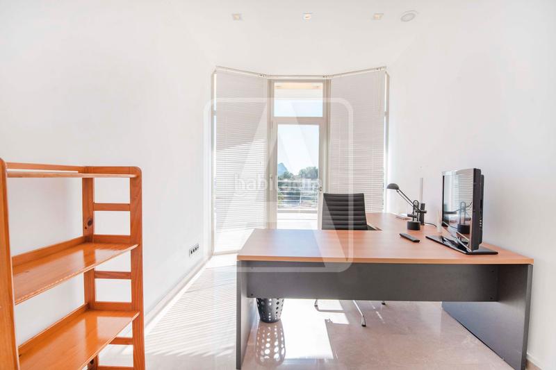 Foto 0e259353-7121-4d98-aa58-ad8f5a32950e. Xalet amb calefacció piscina a La Fustera Benissa