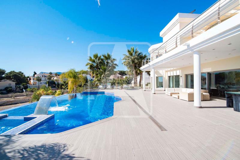Foto 2a408a78-c2ec-4fa9-9aef-d4787cbbecf4. Xalet amb calefacció piscina a La Fustera Benissa