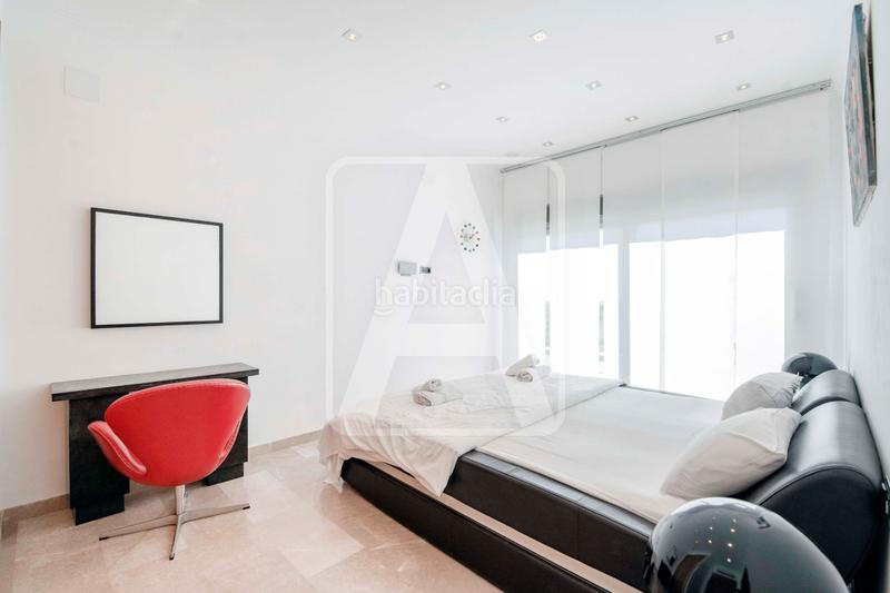 Foto 2f73b28d-dc4c-41ea-a56a-63ae0e0b05c4. Xalet amb calefacció piscina a La Fustera Benissa