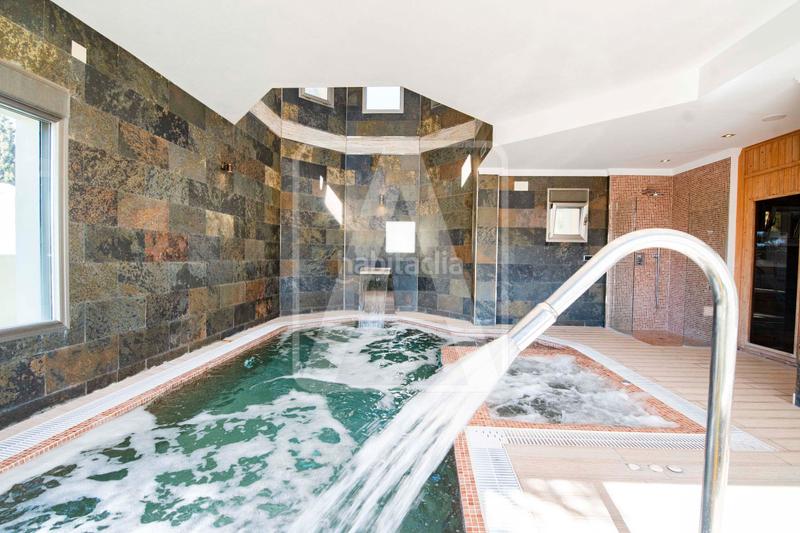 Foto 5054c811-eb83-4d05-87d4-6c710bf2e301. Xalet amb calefacció piscina a La Fustera Benissa